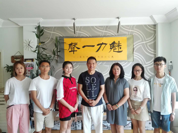 鍙傚姞鎸囧娲诲姩鐨勫笀鐢?.jpg